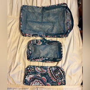 NWT Vera Bradley Set of 3 Packing Cubes